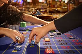 r007 Premium Dice Rooms